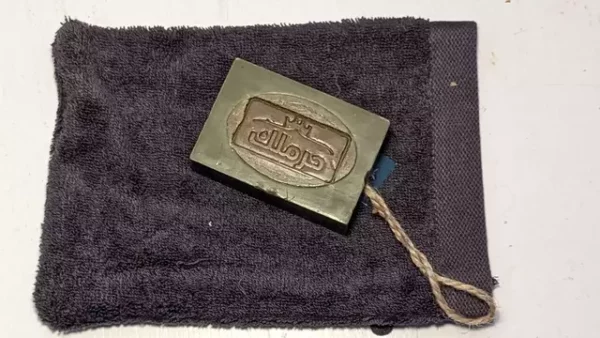 LAUR Modern- Aleppo Soap 5% Laurel oil / Ca. 125 with cord - immagine 4